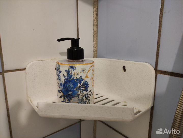 Полочка для ванной