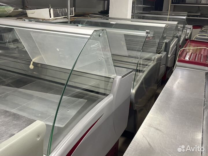 Холодильная витрина