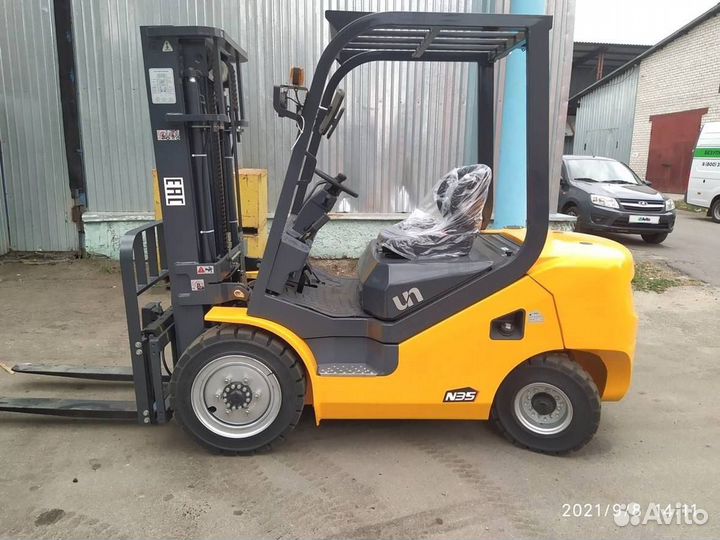 Вилочный погрузчик UN Forklifts FG35, 2023