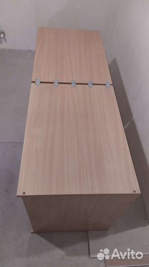 Стол для бытовой швейной машинки