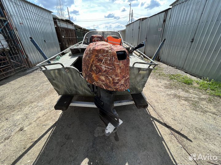 Продаю лодку прогресс 2 + мотор + прицеп