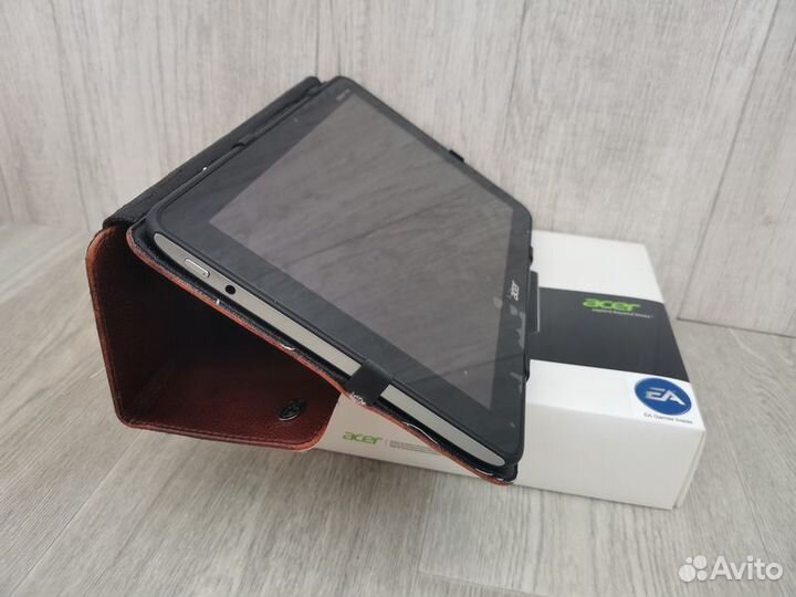 Планшет Acer Iconia Tab A701