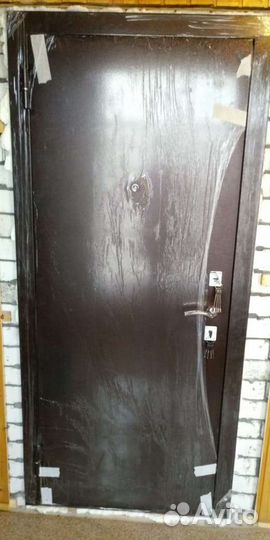 Установка входных металлических дверей