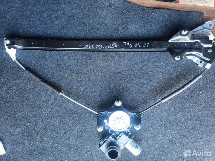 Стеклоподъемник передний левый Toyota Land Cruiser