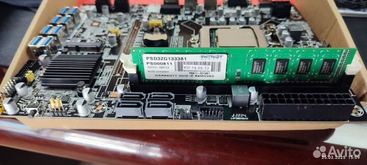 Материнская плата с процессором