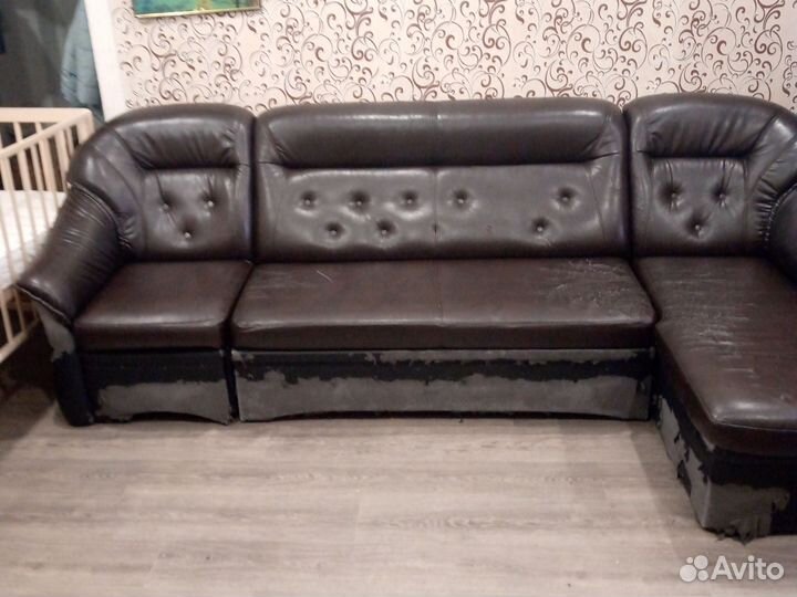 Угловой диван