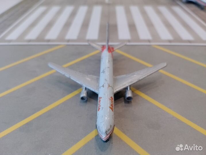 Самолёт Boeing 767-300 