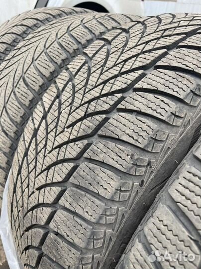 Goodyear UltraGrip Ice 2 225/50 R17