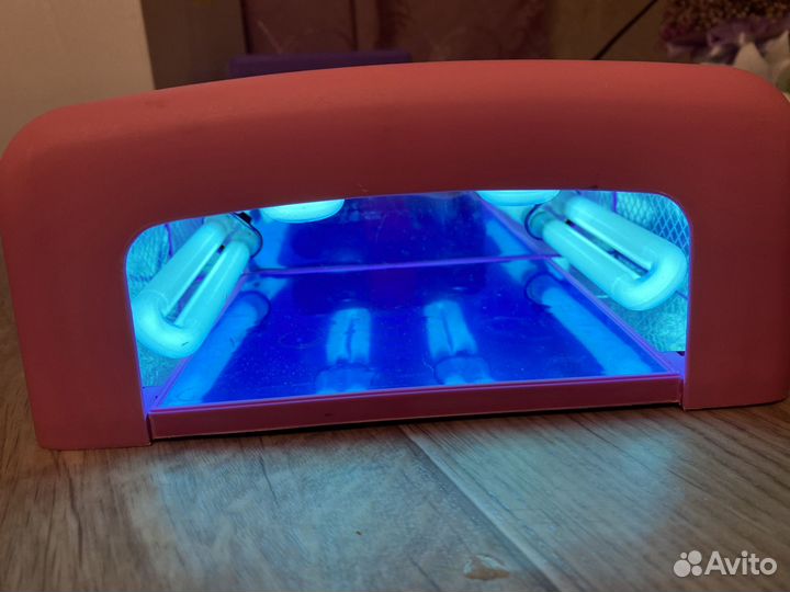 Уф лампа для ногтей