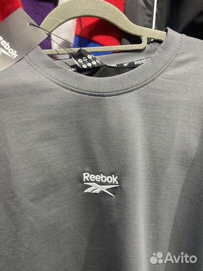 Футболка Reebok серый