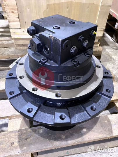 Бортовой редуктор Hitachi ZX70 9224123