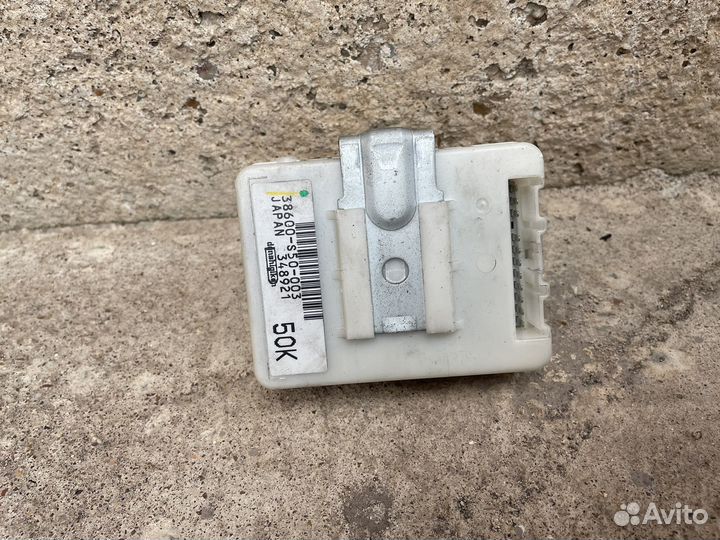 Блок управления центральным замком honda hr-v