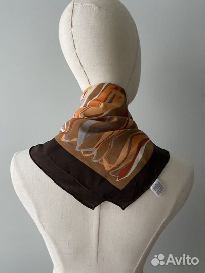 Платок шелковый женский