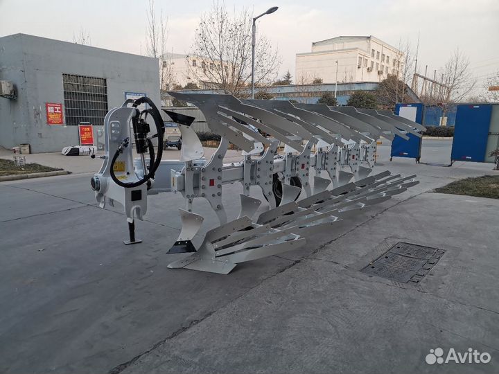 Плуг Long Feng Raptor Gold, 2023