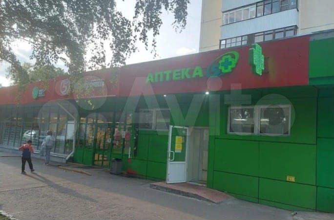Комната 16,5 м² в 2-к., 1/9 эт.