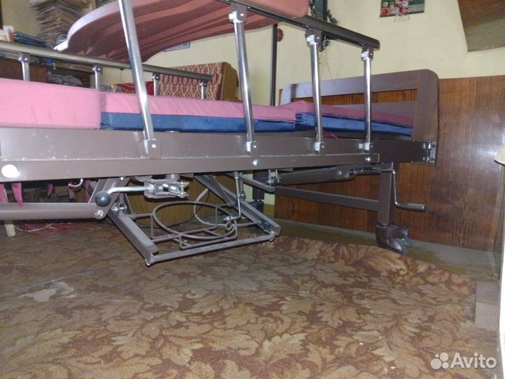 Кровать для лежачих больных бу