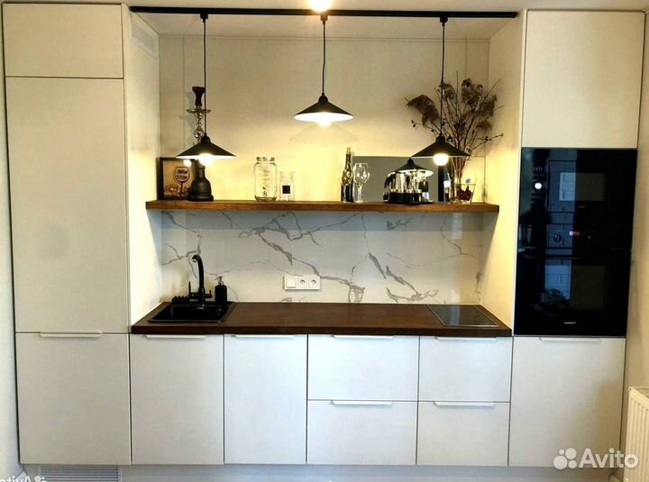 Кухонный гарнитур в классическом стиле на заказ