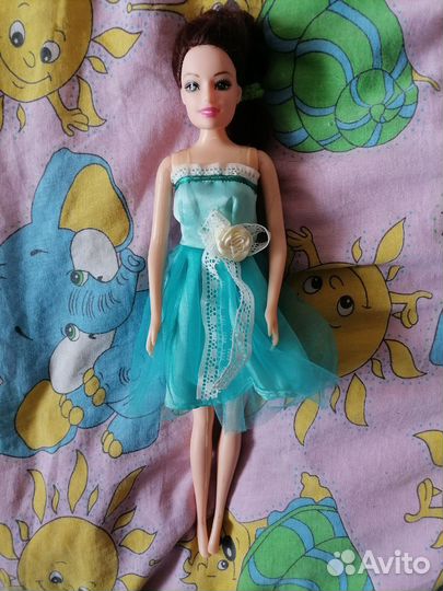 Кукла барби