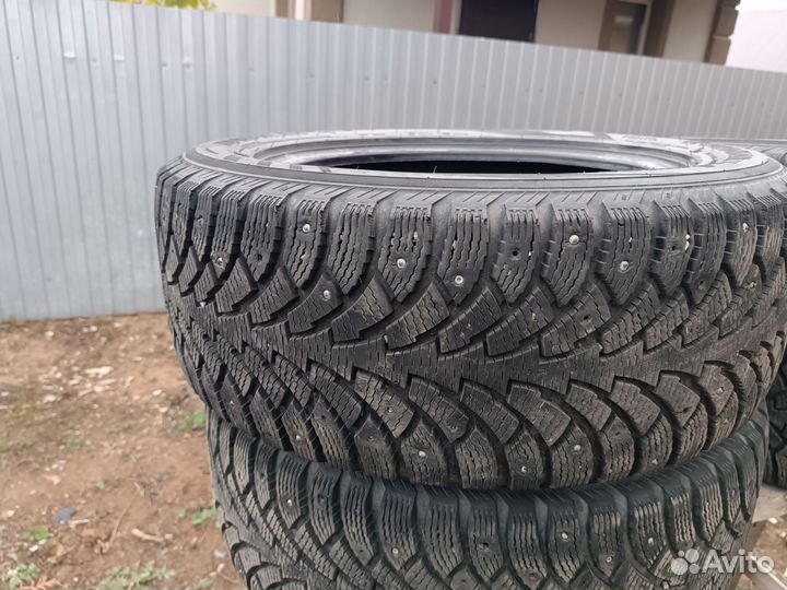 Nokian Tyres Nordman 4 235/55 R17