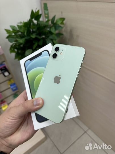 iPhone 12, 64 ГБ
