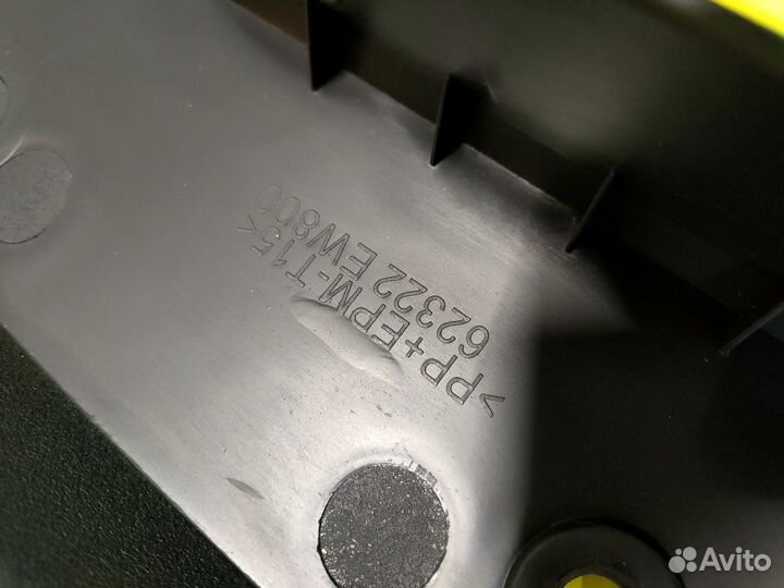 Накладка передней панели Ниссан Альмера G15