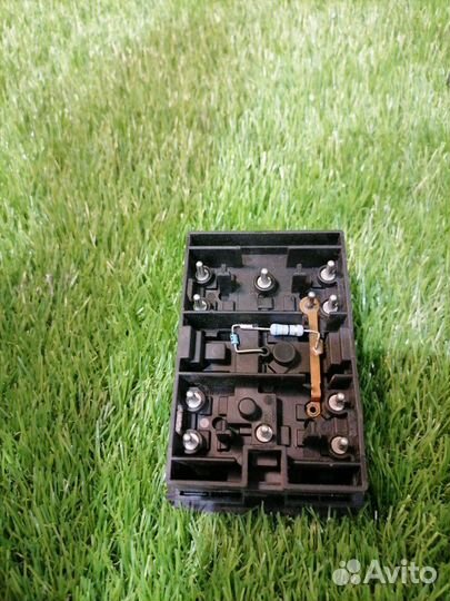 Кнопка стеклоподъемника Bmw E34 седан 2.5 1994