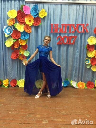 Вечернее платье
