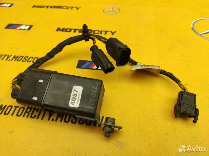 Реле Mercedes-Benz W639 M112.951 3.2 2004