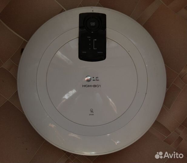 Умный робот-пылесос LG HOM-BOT