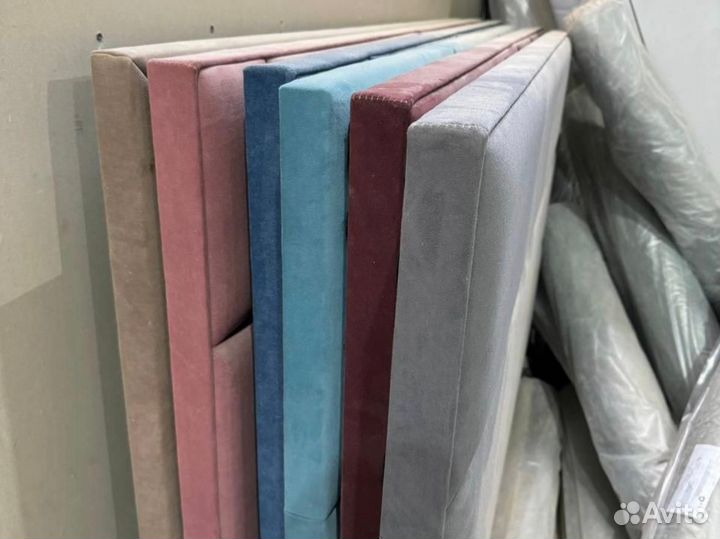 Кровать с мягким изголовьем 160 200 новая