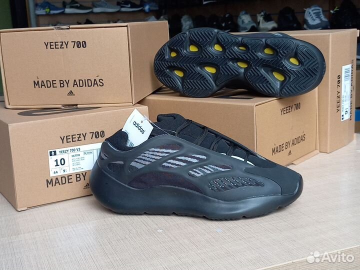 Кроссовки Adidаs yееzy bооst 700 V3