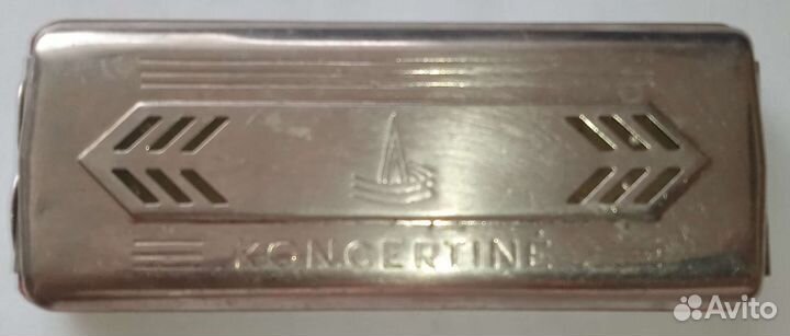 Старенькая губная гармошка Koncertine