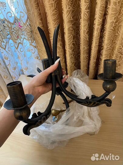 Люстра настенная освещение