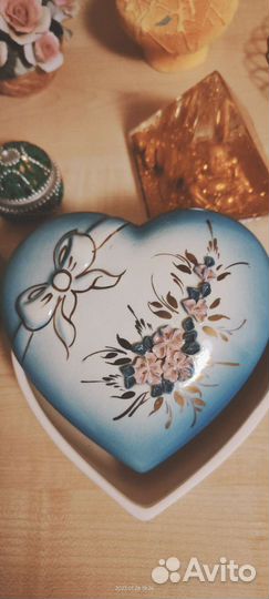 Шкатулки.вазочки.декор