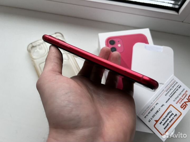 iPhone 11, 64 ГБ