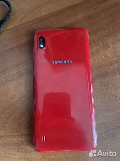 Samsung Galaxy A10, 2/32 ГБ