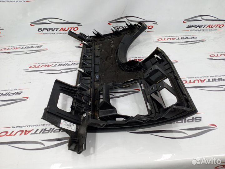 Накладка торпеды Genesis Gv80 1 D6JA 2020-2024