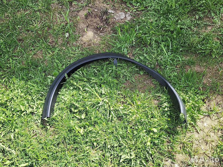 Расширитель новый оригинал Nissan Juke