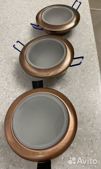 Светильник потолочный точечный