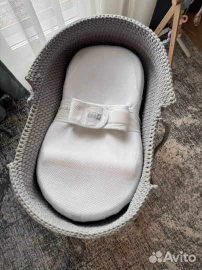 Вязаная люлька для новорожденного