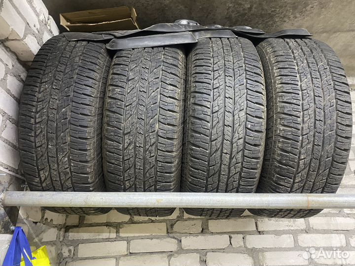 Yokohama Geolandar A/T G015 275/65 R17