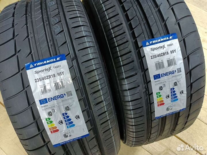 Triangle Sports TH201 235/40 R18 и 265/35 R18