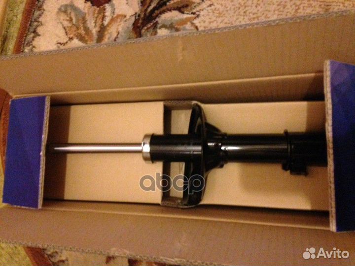 Амортизатор передний левый (hyundai elantra 00