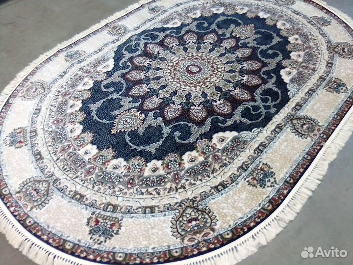 Ковер размером : 1.60х2.30 (№ 25790 о) новый