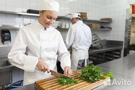 Помощник повара в столовую Вахта с проживанием