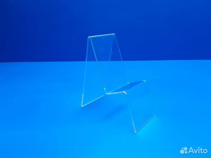Подставки для телефонов из оргстекла