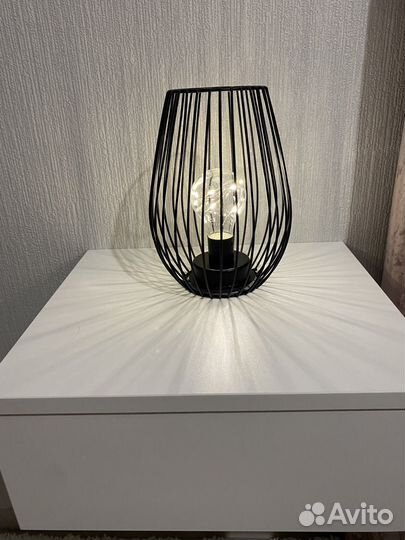 Лампа настольная