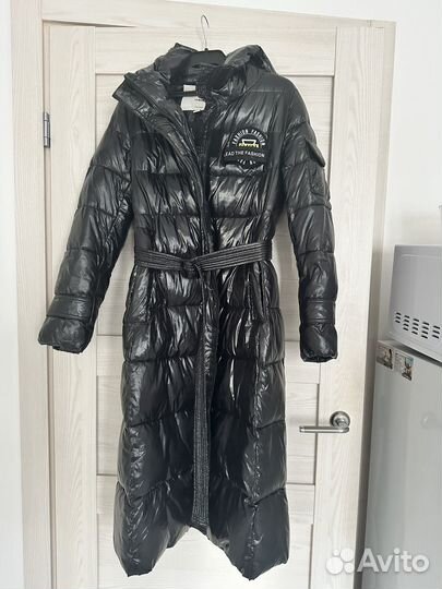 Пуховик женский длинный 42