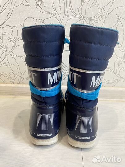 Moon Boot и Adidas