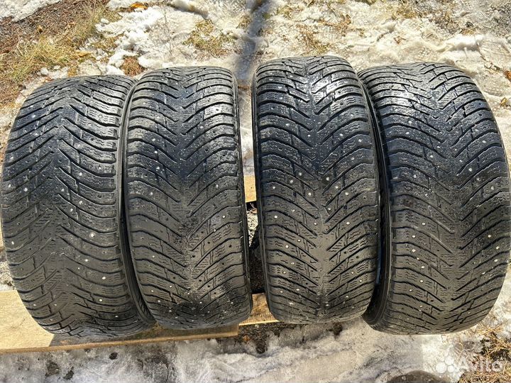 Nokian Tyres Hakkapeliitta 8 225/55 R17 C